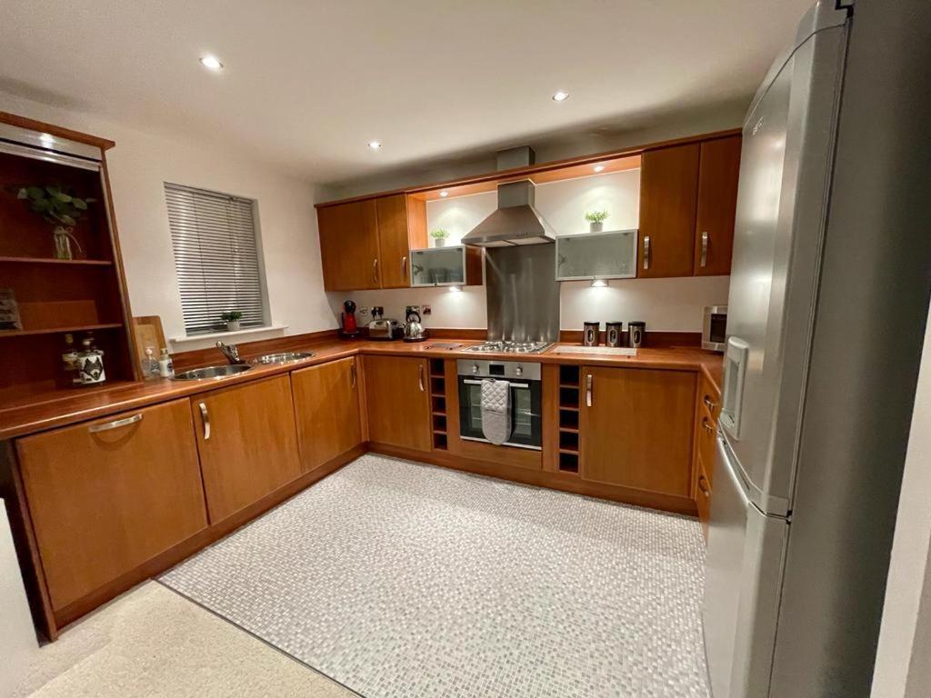 Sea View Apartment At The Beach! لينيلي المظهر الخارجي الصورة