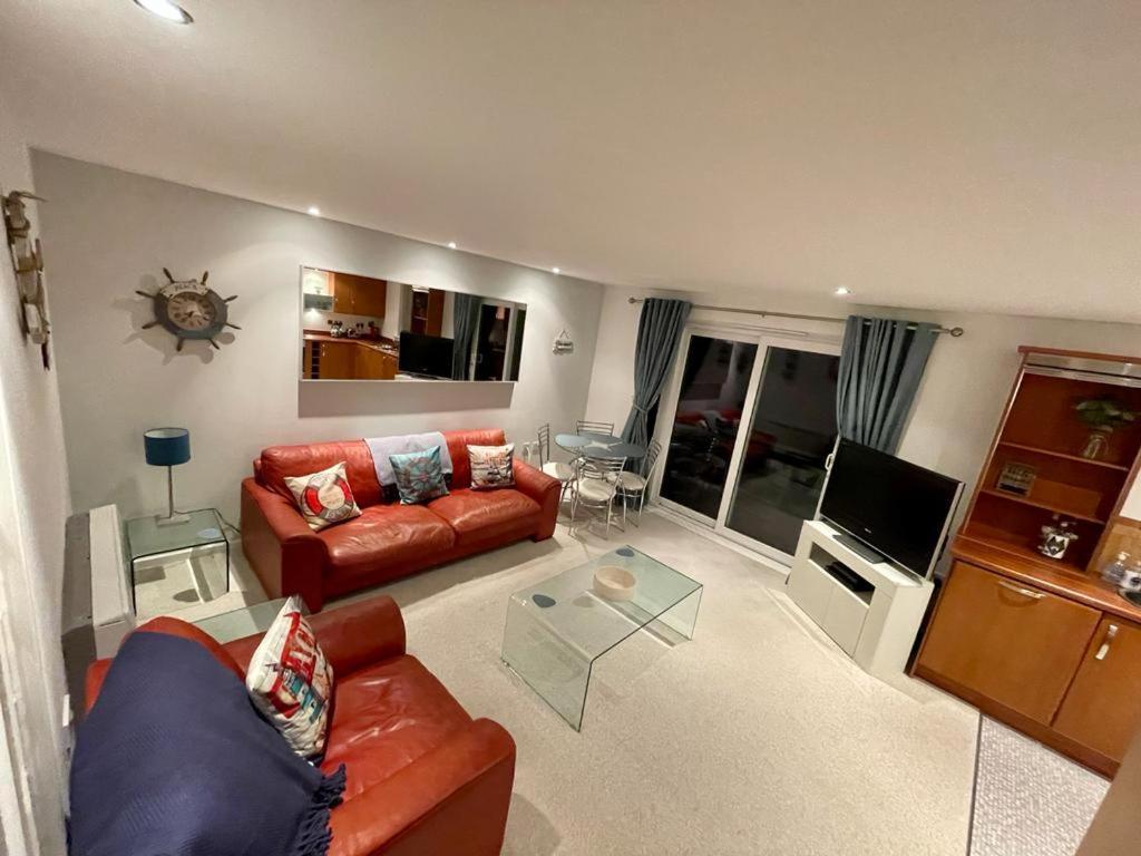 Sea View Apartment At The Beach! لينيلي المظهر الخارجي الصورة